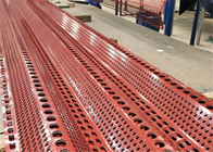 11-metrowa wiatroszczelna stalowa siatka Czerwona ocynkowana blacha Wiatroodporny płot przeciwpyłowy